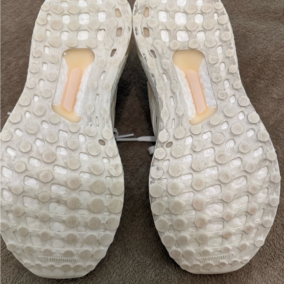 Adidas Women's Ultraboost Wonder Quartz (cream) Sneaker size 8.5 - Picture 5 of 6